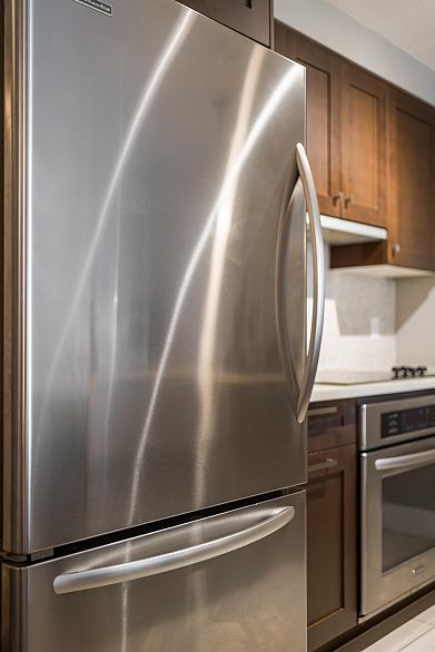 708 888 Homer Street