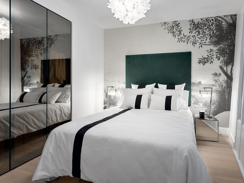 1002 2323 Fir Street