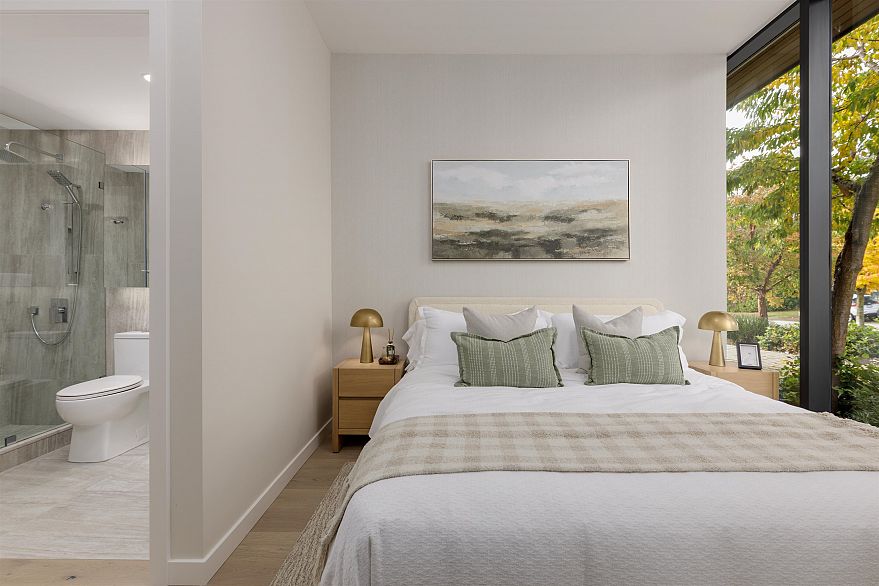 1108 688 W 57th Avenue