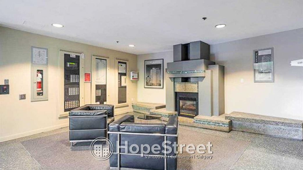 811 989 NELSON STREET, Vancouver BC V6Z 2S1