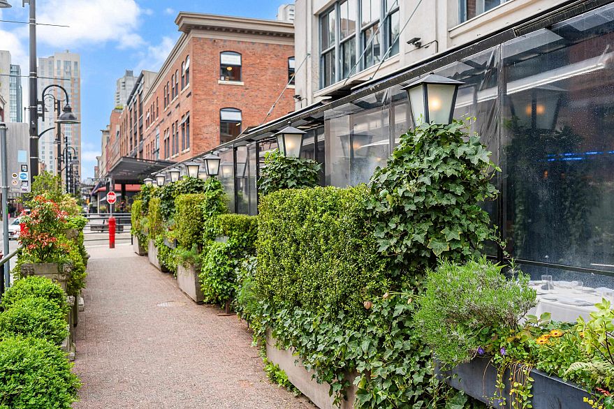 708 888 Homer Street