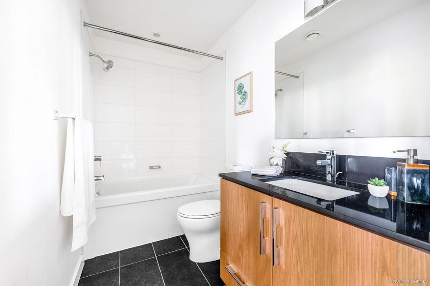 PH10 3479 Wesbrook Mall