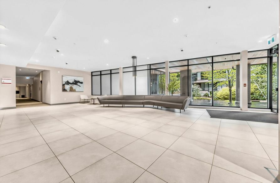 Ph8 3581 Ross Drive