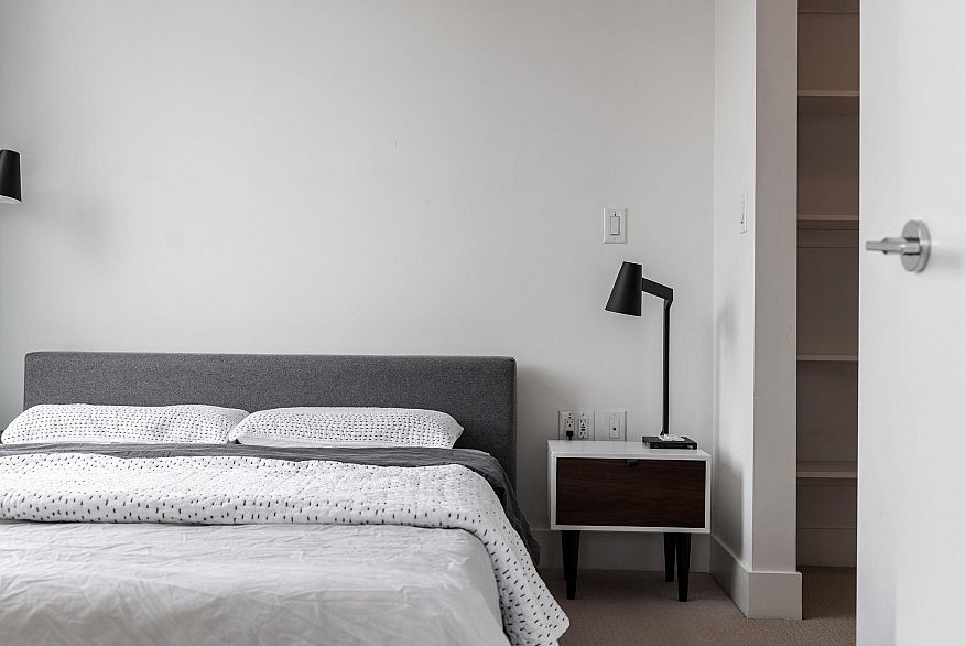 905 8570 Rivergrass Drive