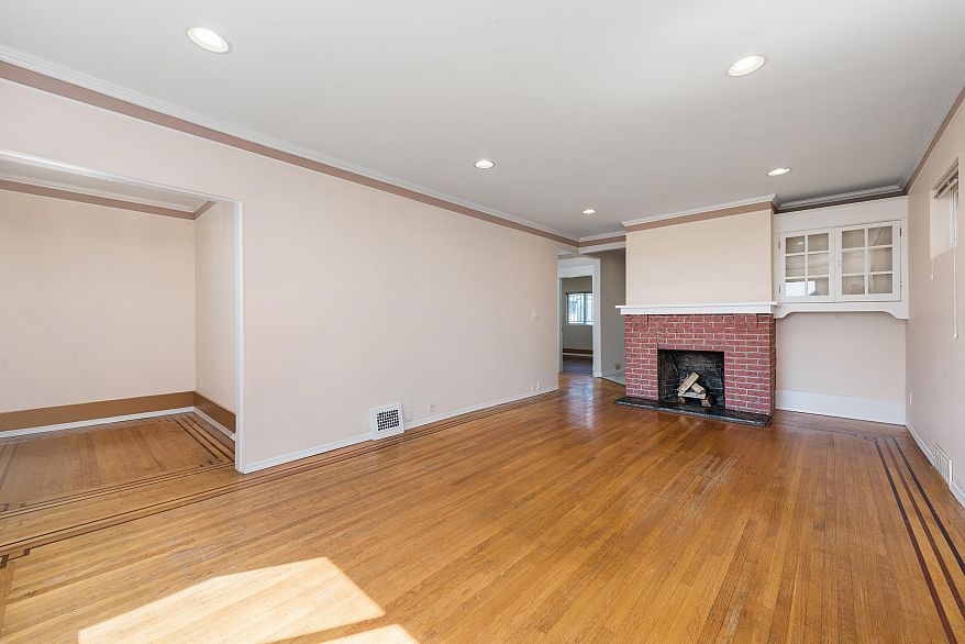 153 SE Marine Drive