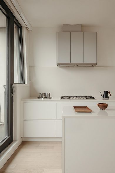 5 6 W 17th Avenue