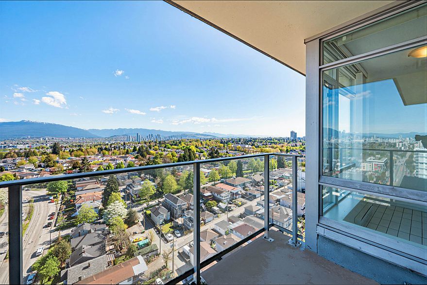 2102 4815 Eldorado Mews