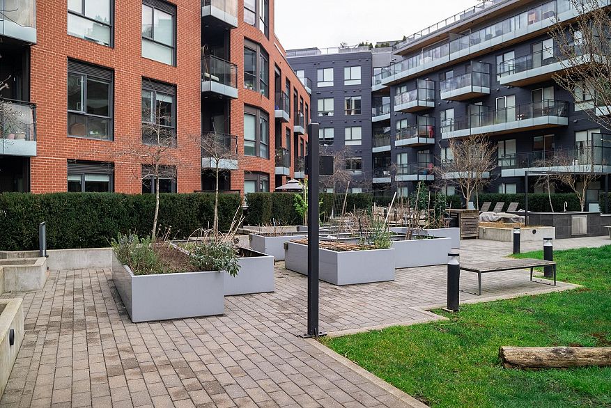 905 8570 Rivergrass Drive