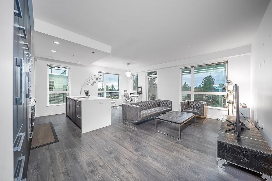 505 6677 Cambie Street