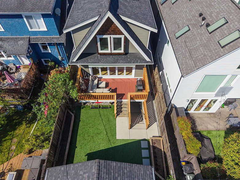 1008 E 14th Avenue
