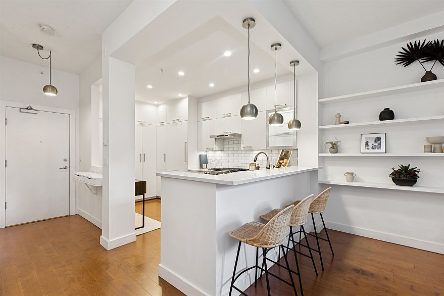 2288 Redbud Lane