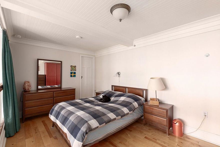 607 22 E Cordova Street