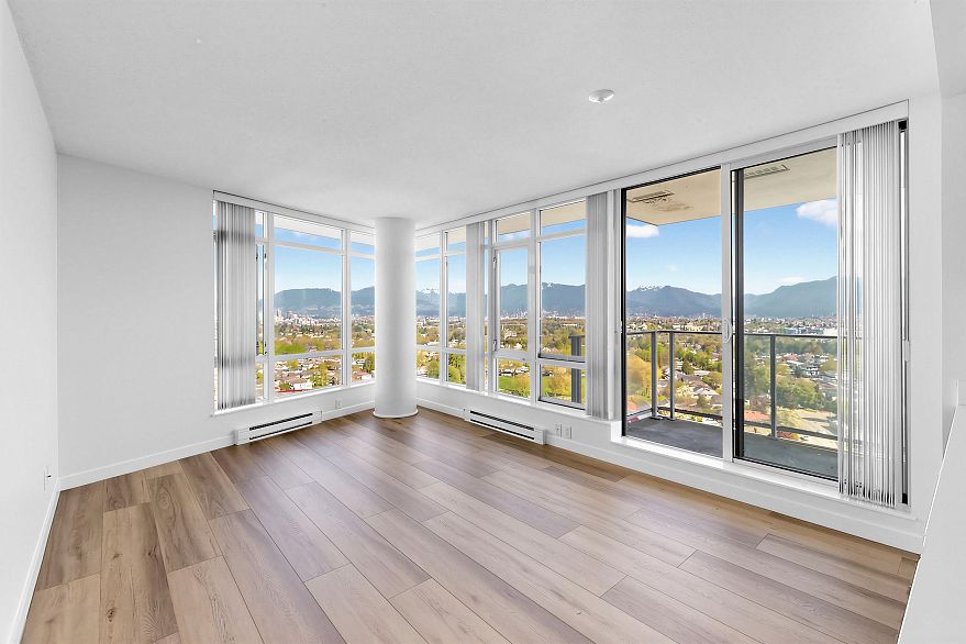 2102 4815 Eldorado Mews