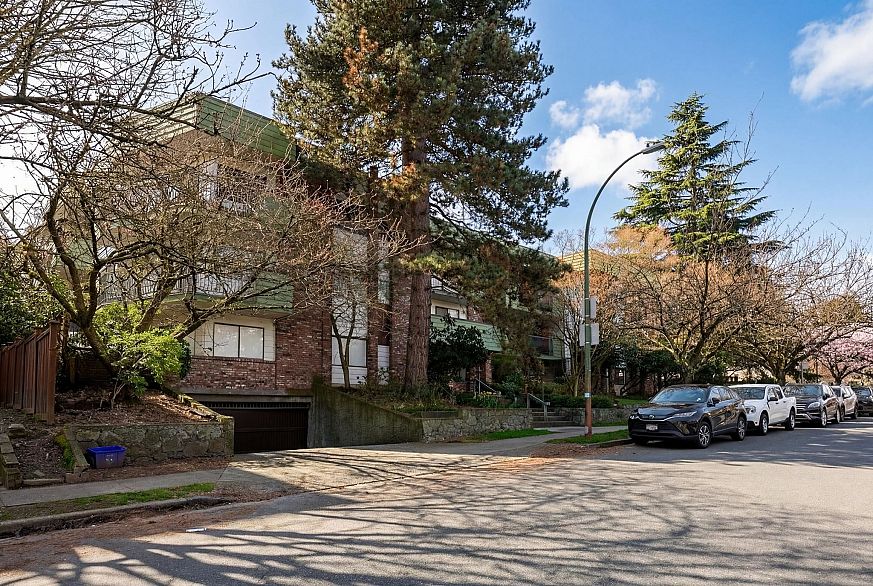 329 710 E 6th Avenue