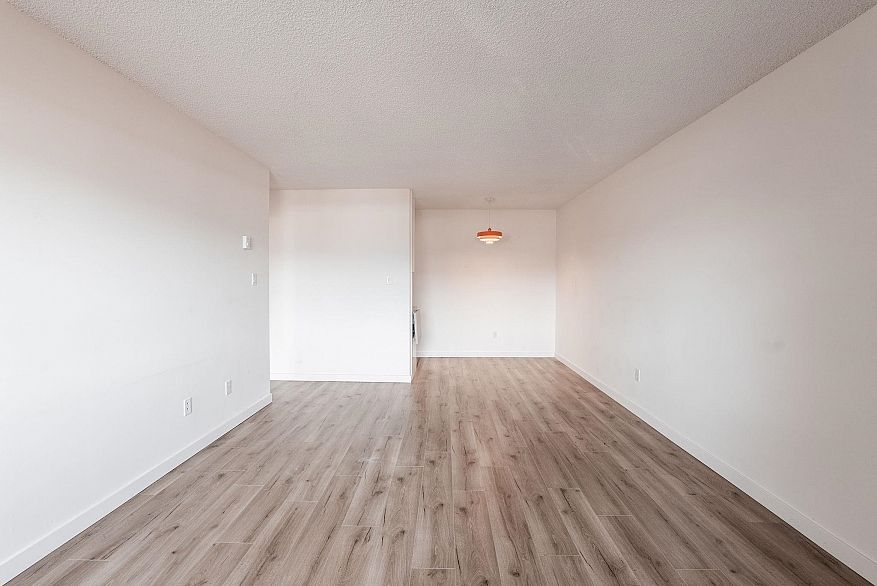 329 710 E 6th Avenue