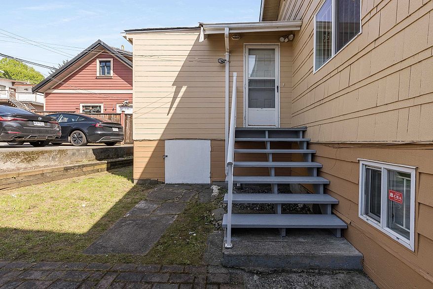 153 SE Marine Drive