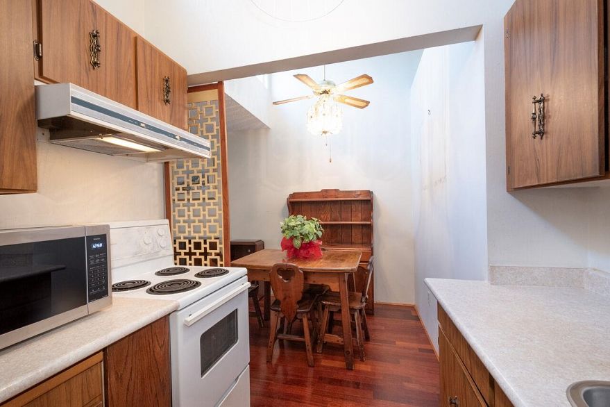 302 2250 Oxford Street