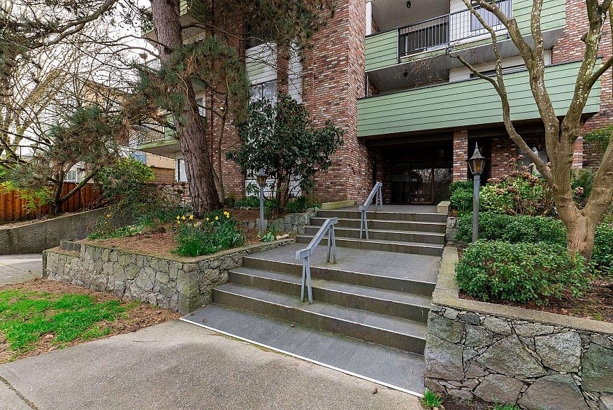 329 710 E 6th Avenue