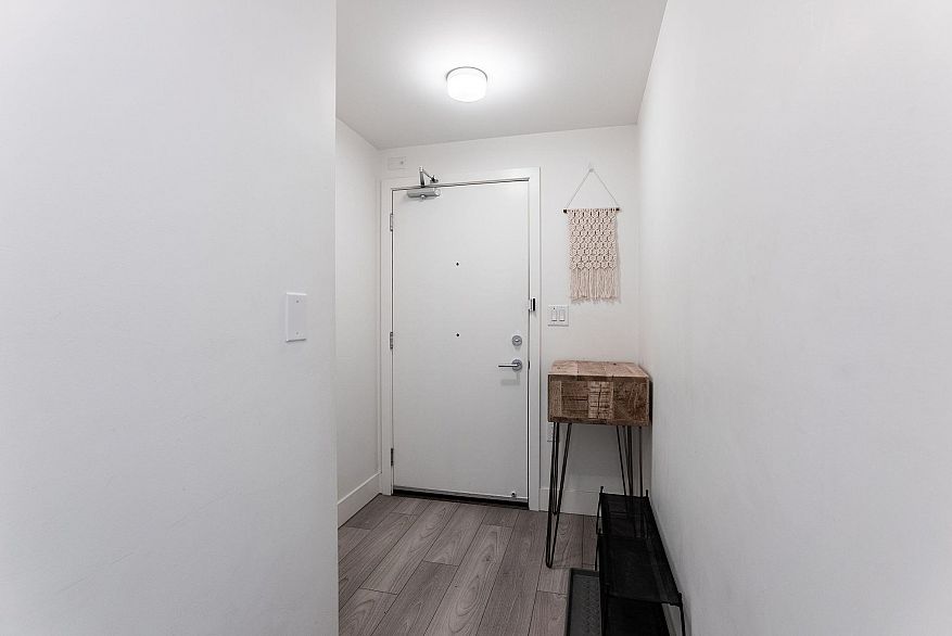 905 8570 Rivergrass Drive