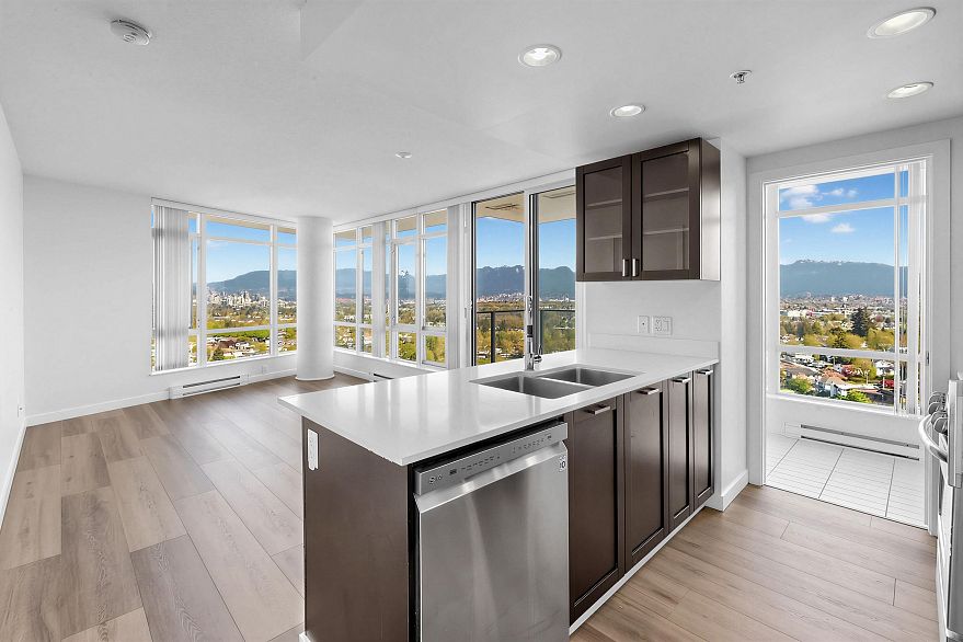 2102 4815 Eldorado Mews