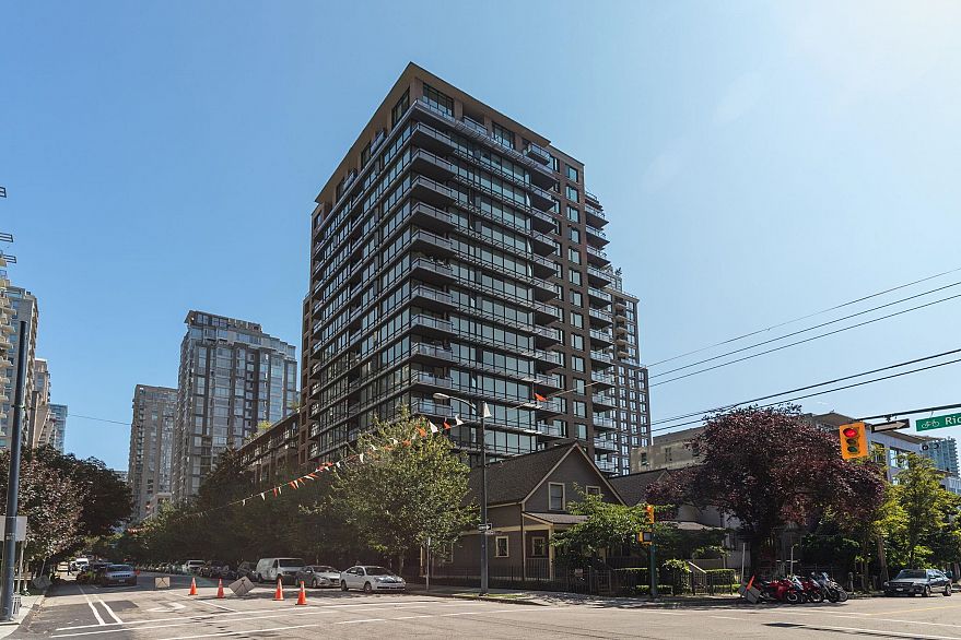 1906 1088 Richards Street