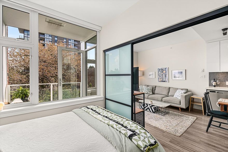 304 311 E 6th Avenue