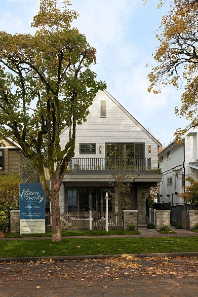 2 15 W 20th Avenue