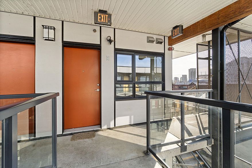 618 138 E Hastings Street