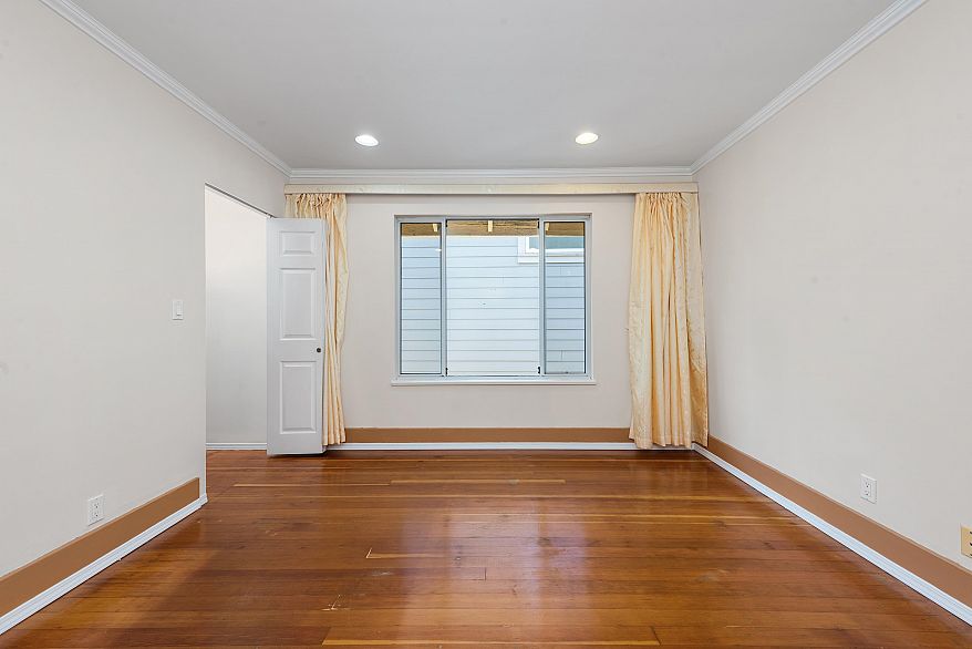 153 SE Marine Drive