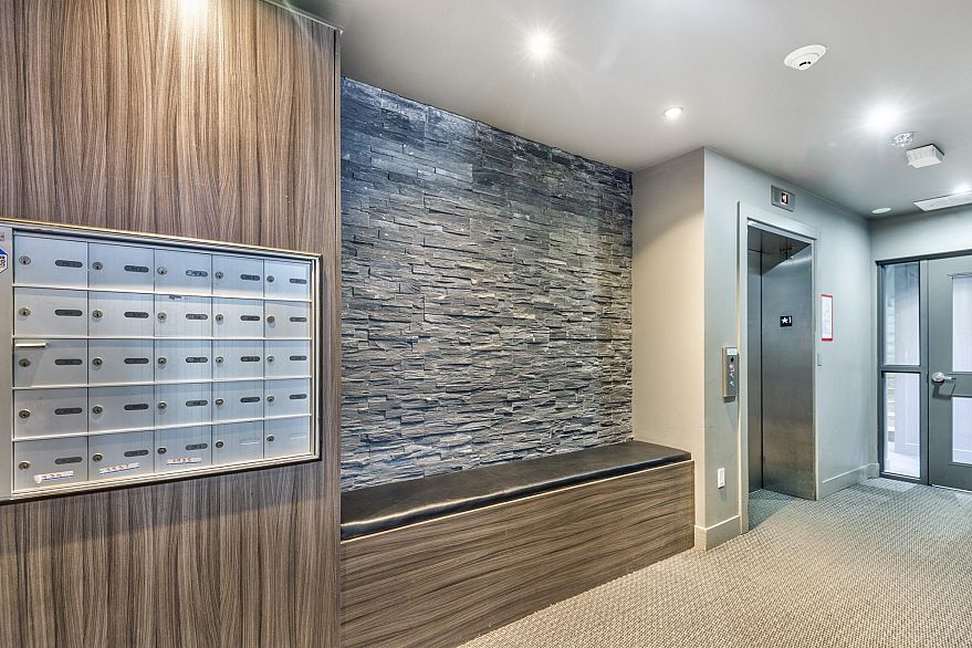 201 3939 Knight Street