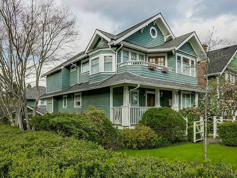 3088 Columbia Street