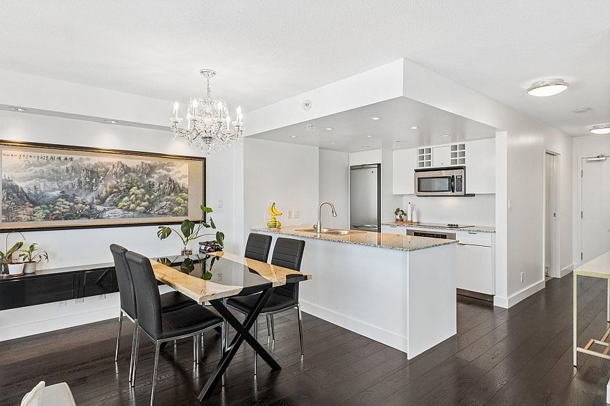 PH2605 788 Hamilton Street
