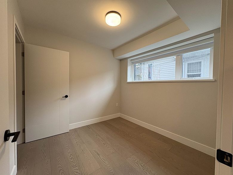 125 W 41st Avenue