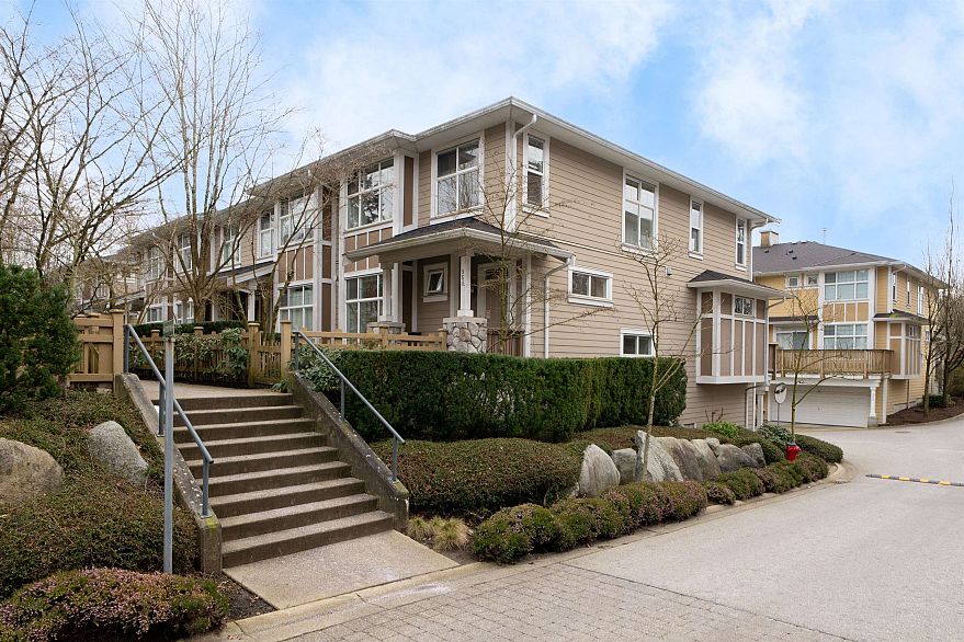 968 Westbury Walk