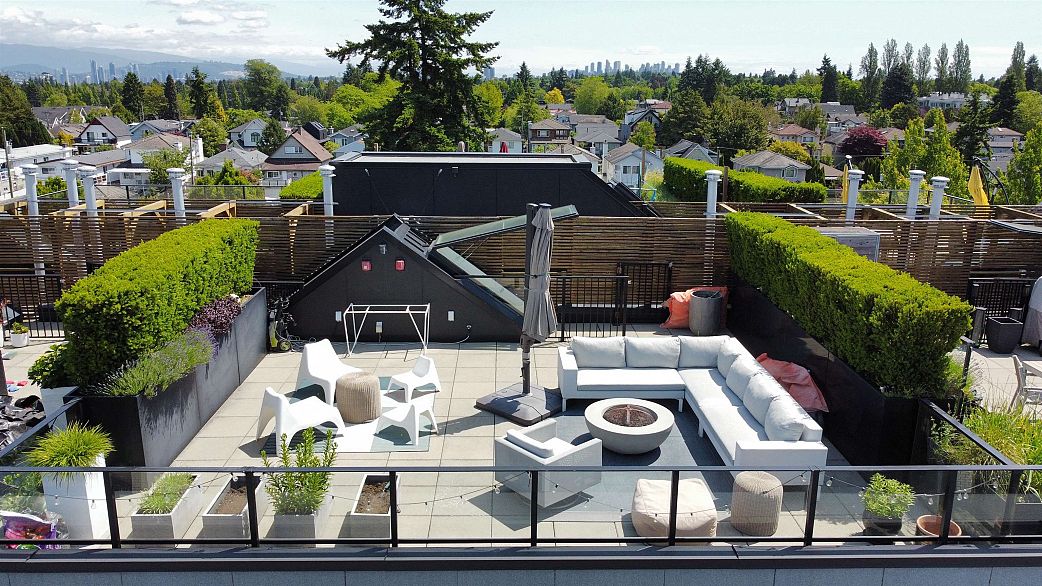 605 5085 Main Street