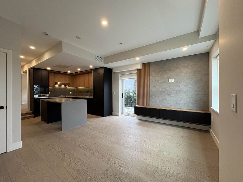 125 W 41st Avenue