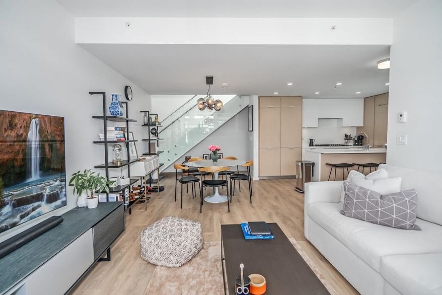 605 5085 Main Street