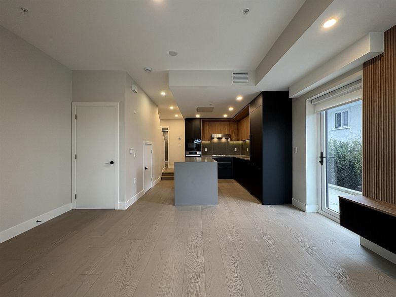 125 W 41st Avenue