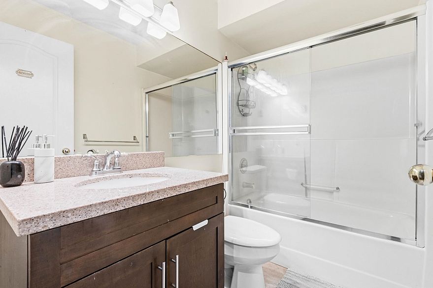 3 2150 SE Marine Drive