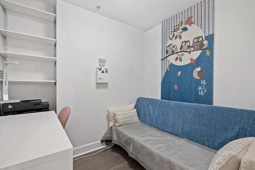 493 Broughton Street