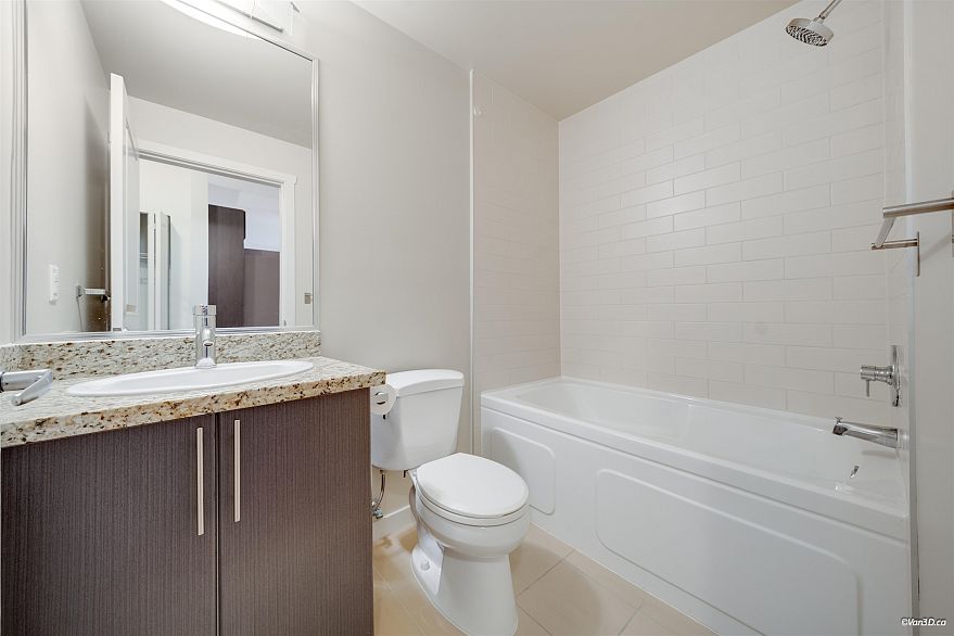 329 2239 Kingsway