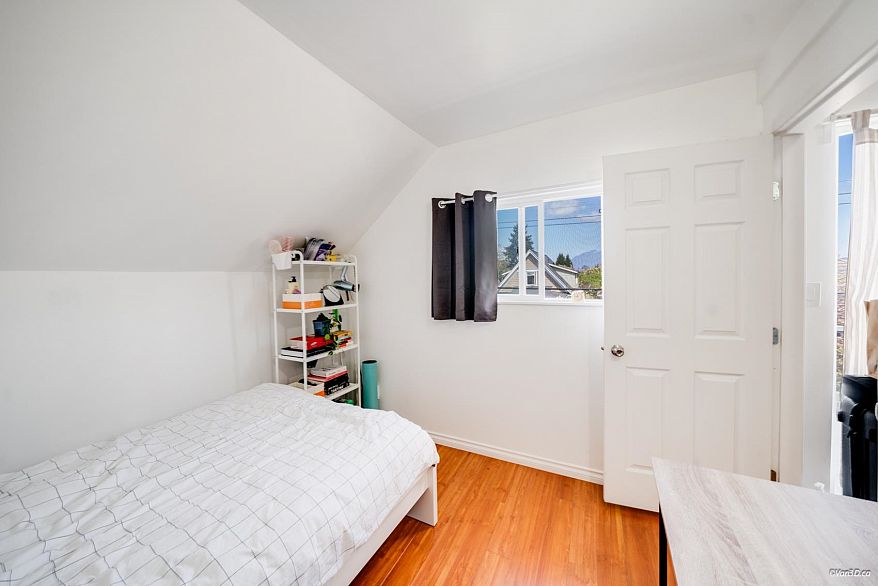 166 E 24th Avenue