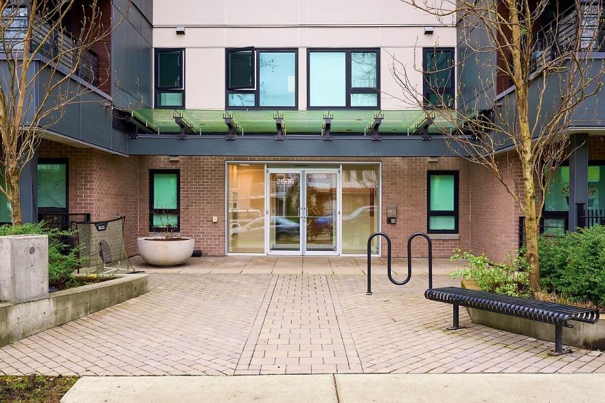 103 2666 Duke Street