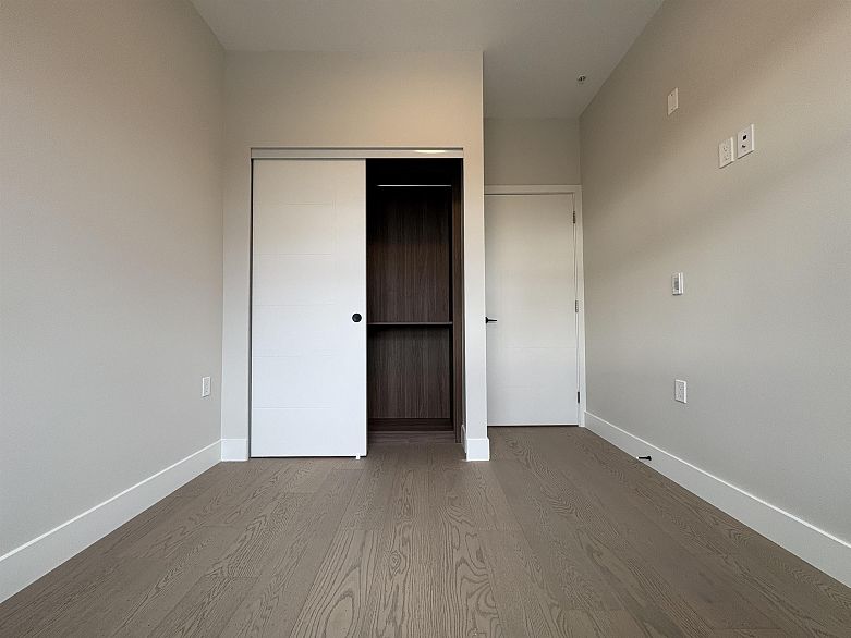 125 W 41st Avenue