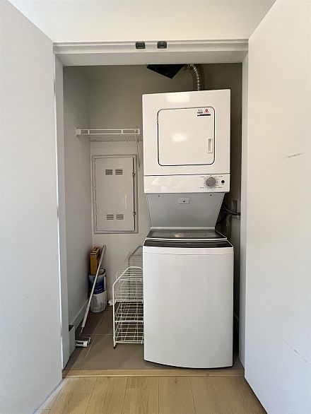 652 5515 Boundary Road