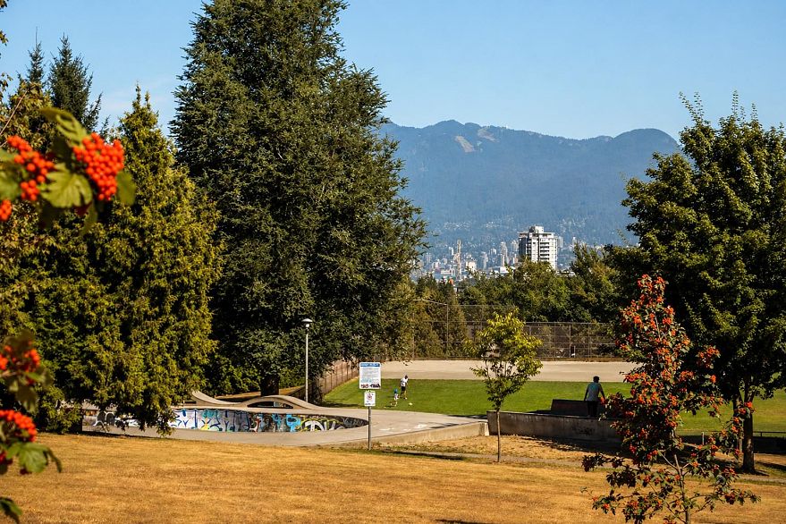 201 3939 Knight Street