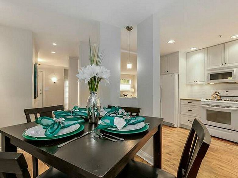 3088 Columbia Street