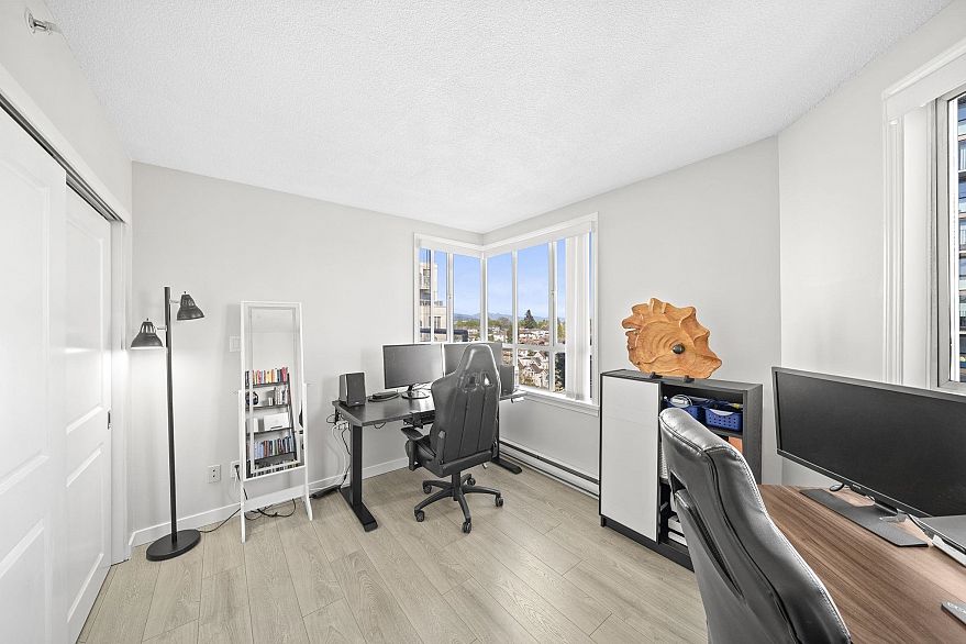 1208 3455 Ascot Place