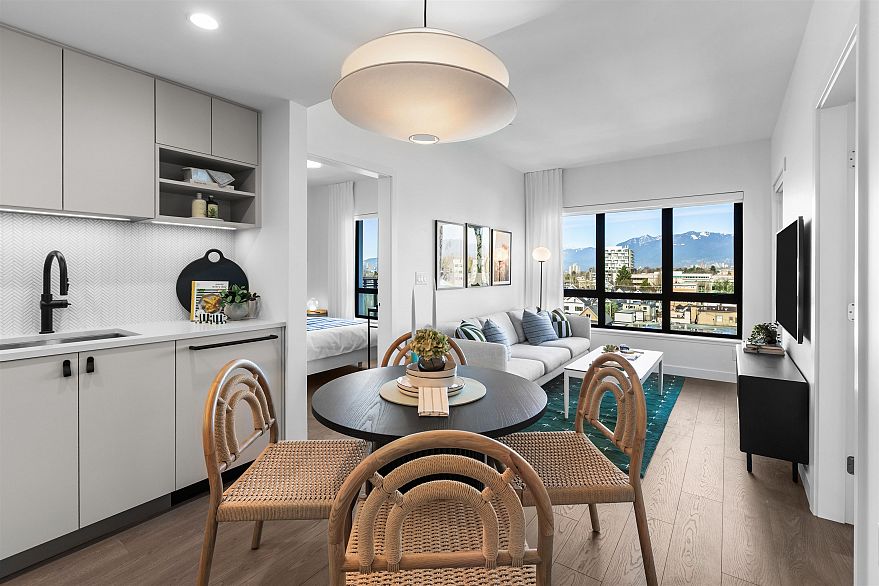 607 1680 E 12th Avenue