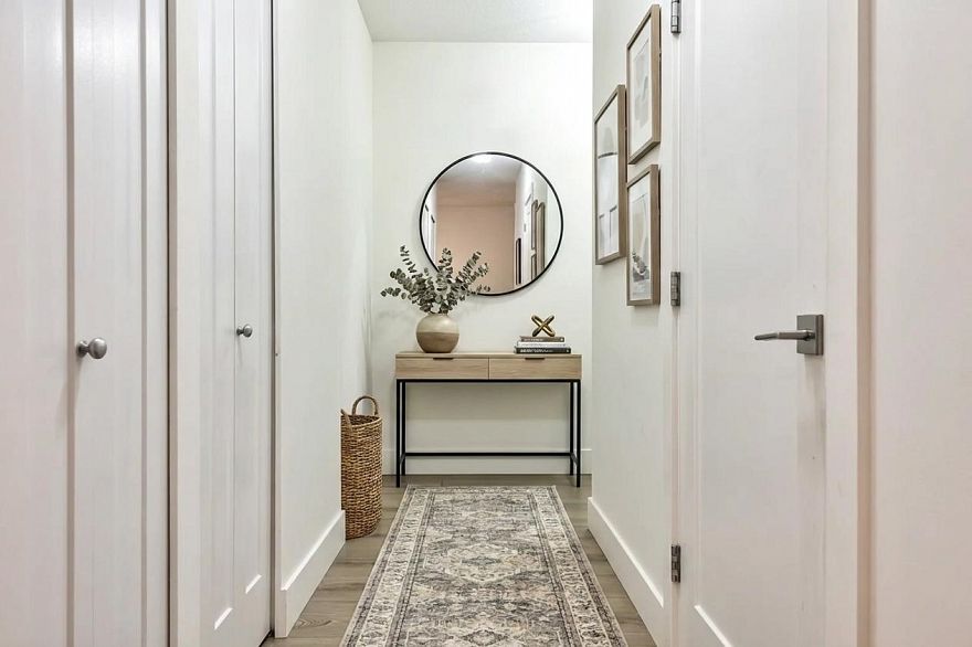 201 3939 Knight Street